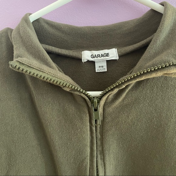 Short fitted Khaki sweater from Garage - Picture 2 of 3